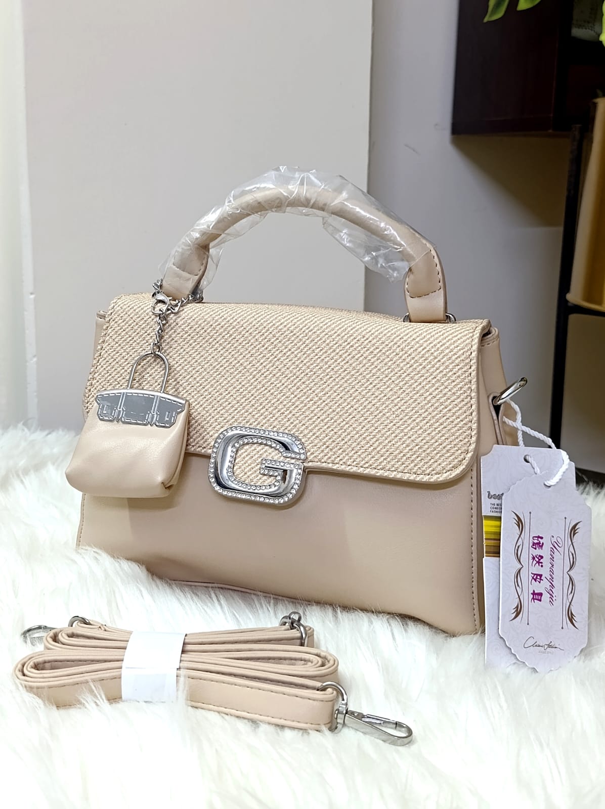 🆕 New Arrival | AAA Quality G. Stone 2-Piece Set with Long Strap 💎✨