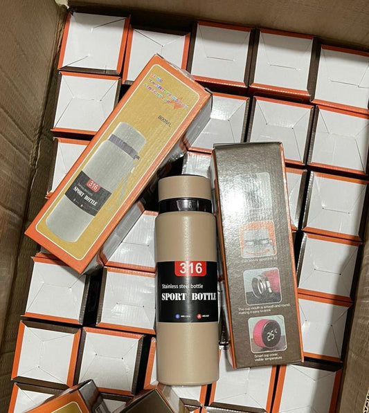 Smart Temperature Display Water Bottle – 800ML Stainless Steel Vacuum Flask